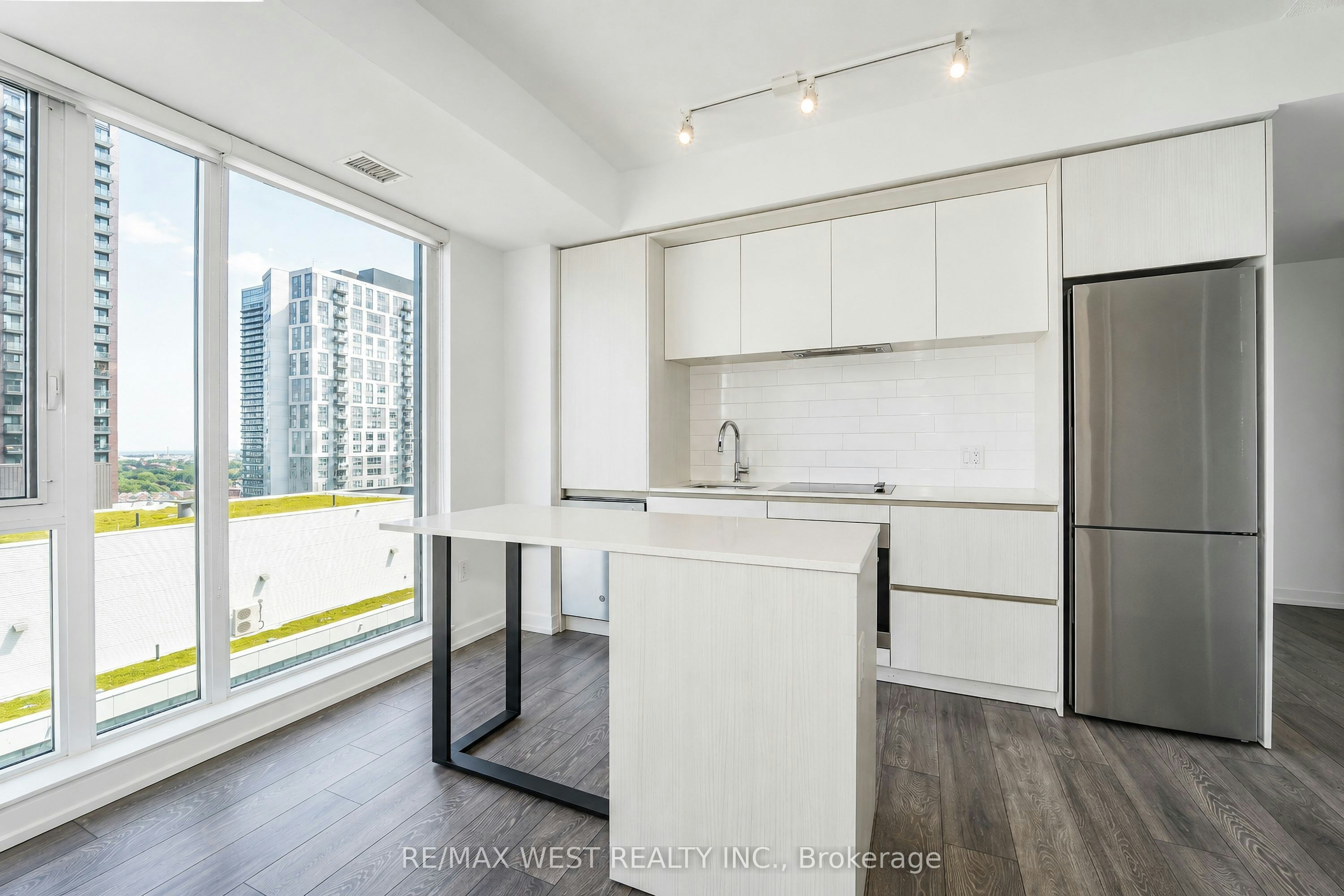 1511-225 Sumach Street, Toronto, ON, M5A 0R8 - 2