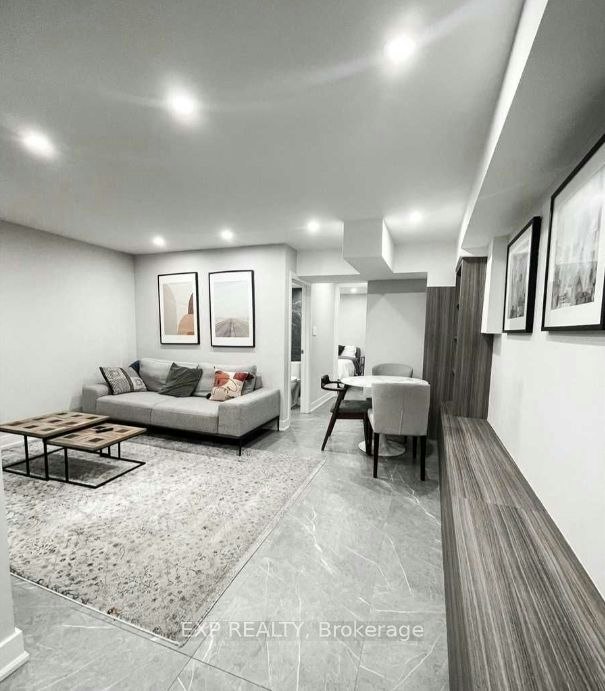 4-271 Ontario Street, Toronto, ON, M5A 2V6 - 3