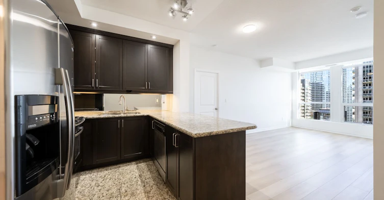 2103-628 Fleet Street, Toronto, ON, M5V 1A8 - 2