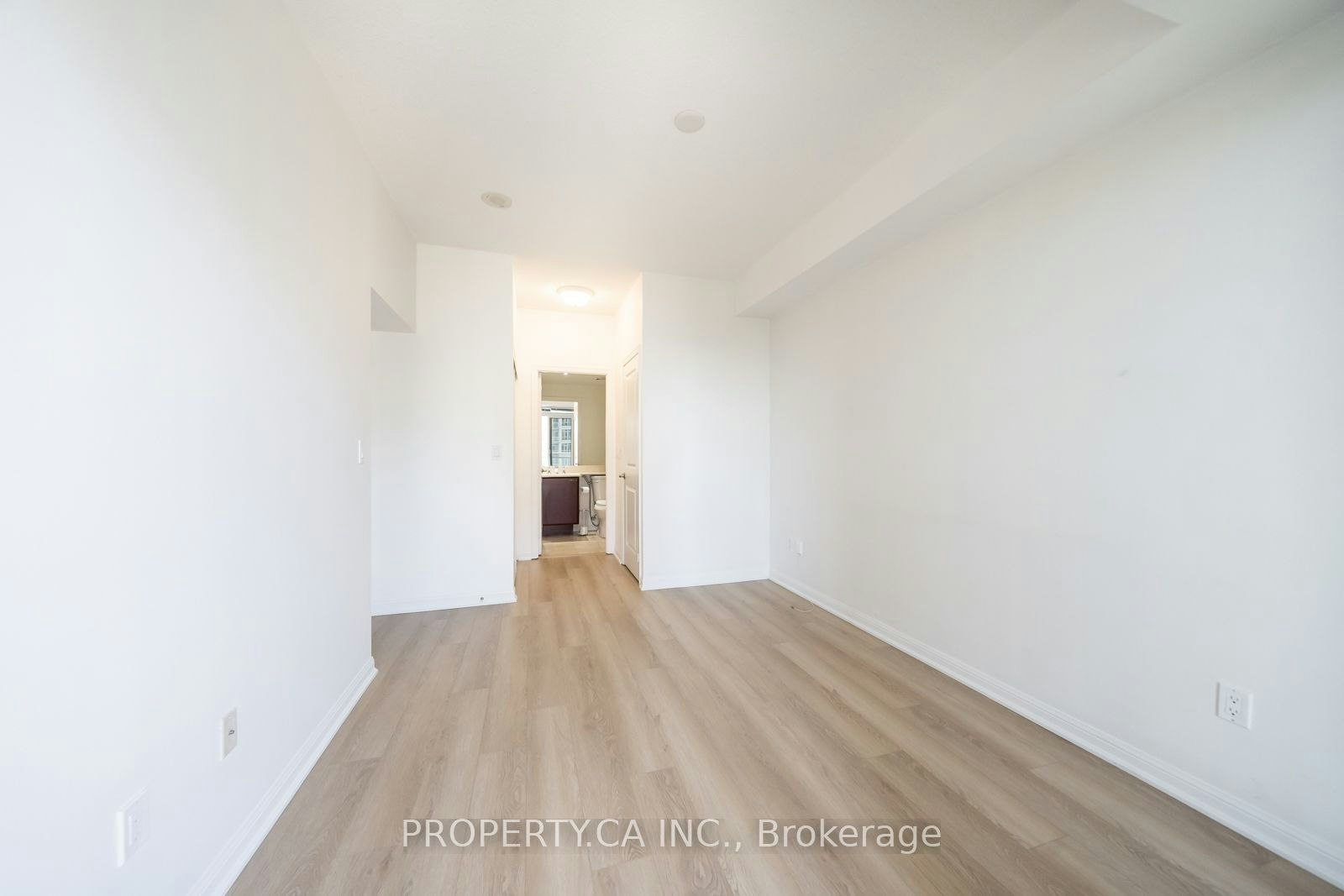 2103-628 Fleet Street, Toronto, ON, M5V 1A8 - 8