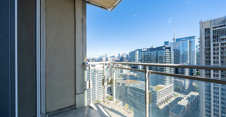 2103-628 Fleet Street, Toronto, ON, M5V 1A8 - 10