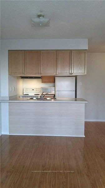 601-889 Bay Street, Toronto, ON, M5S 3K5 - 2
