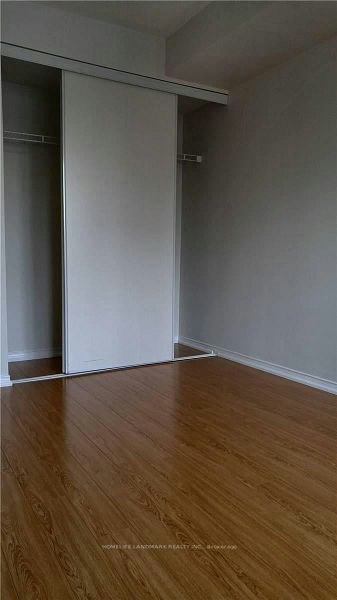 601-889 Bay Street, Toronto, ON, M5S 3K5 - 9