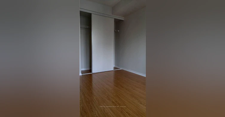 601-889 Bay Street, Toronto, ON, M5S 3K5 - 9