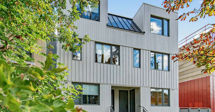1a-45 Bellevue Avenue, Toronto, ON, M5T 2N5 - 3