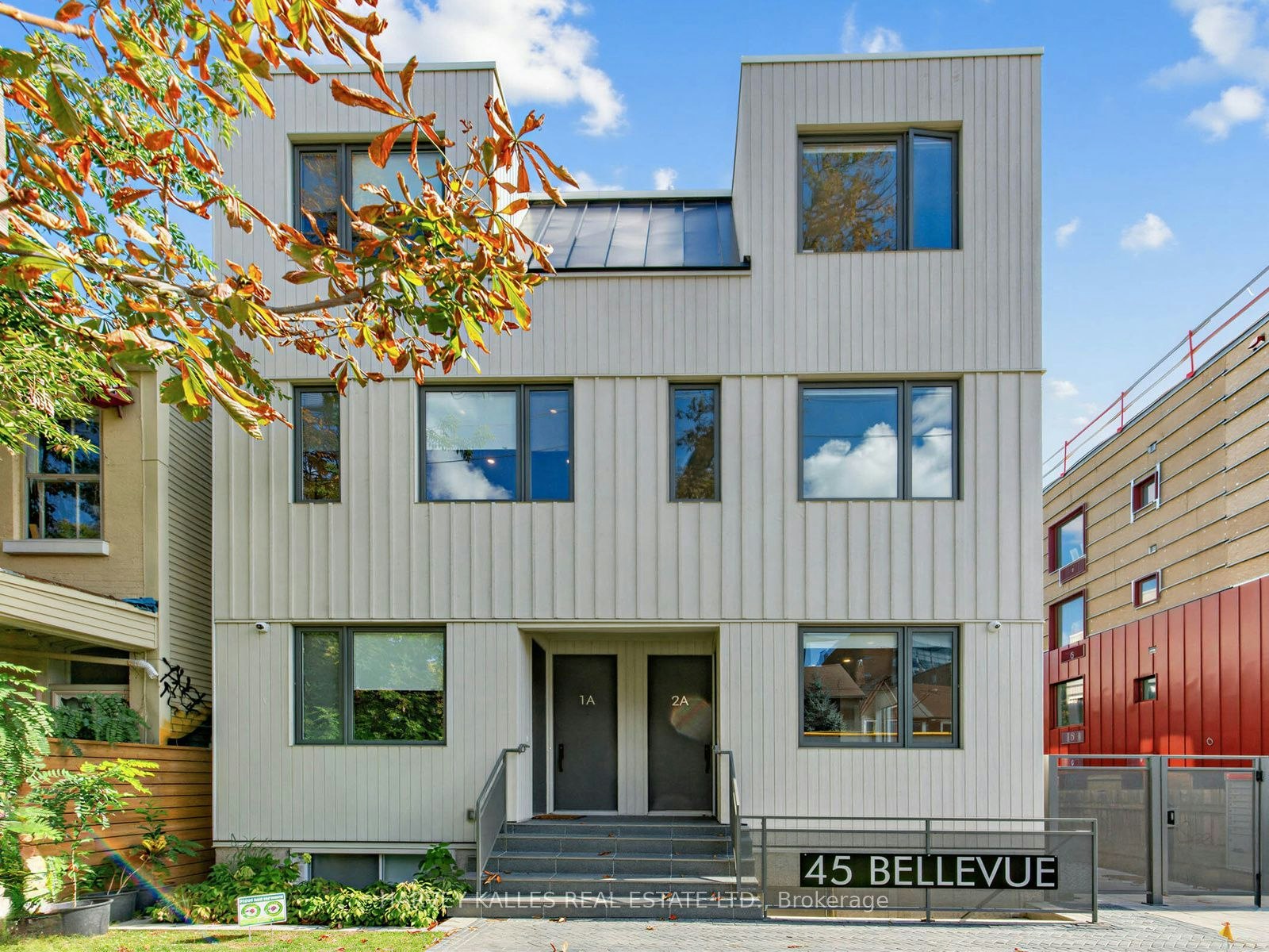 1a-45 Bellevue Avenue, Toronto, ON, M5T 2N5