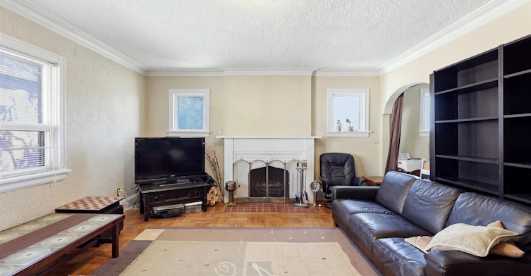 Unit A-1070 Avenue Road, Toronto, ON, M5N 2C9 - 8