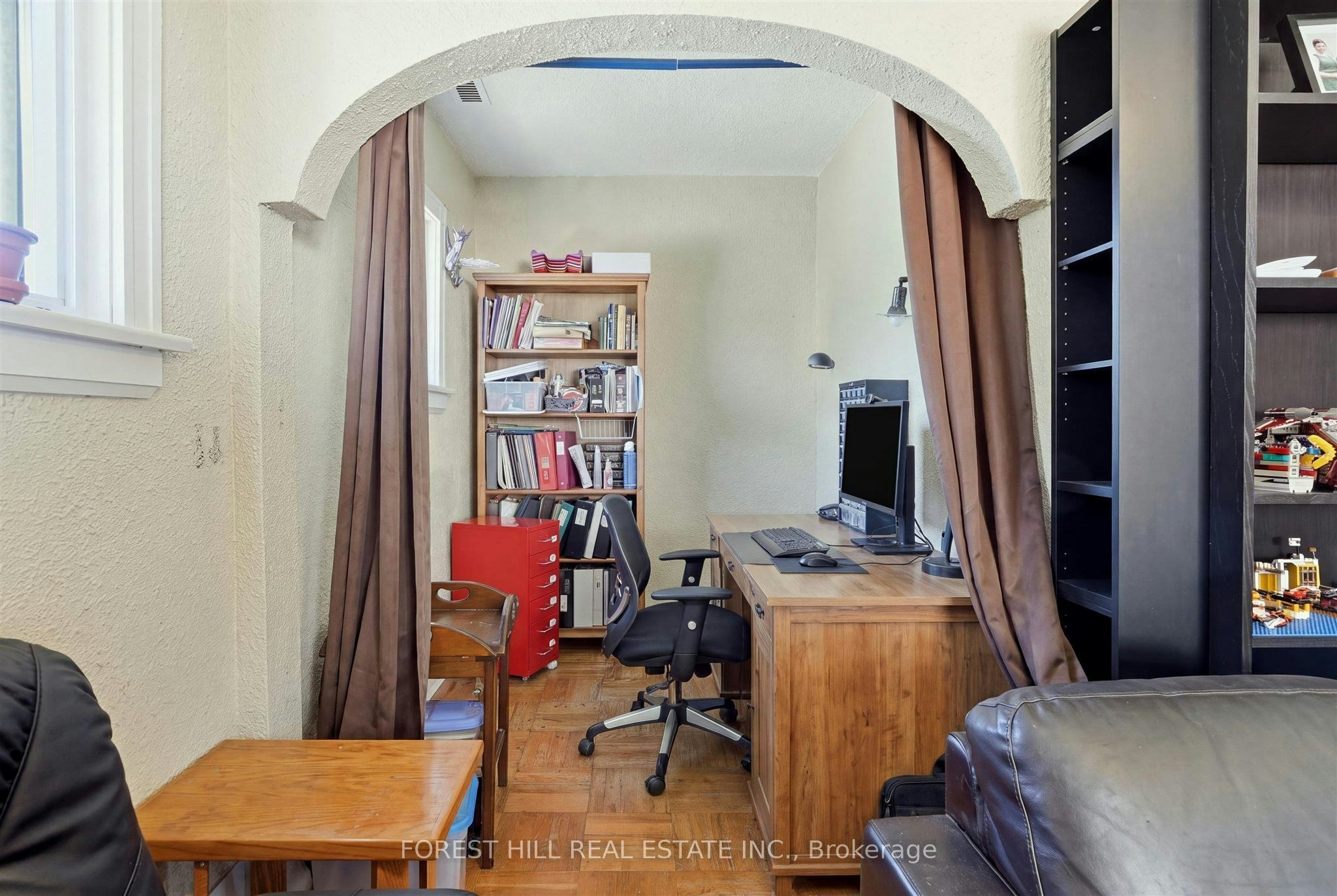 Unit A-1070 Avenue Road, Toronto, ON, M5N 2C9 - 13
