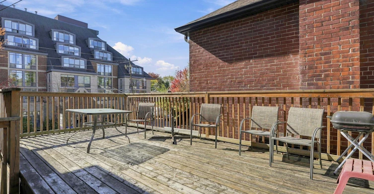 Unit A-1070 Avenue Road, Toronto, ON, M5N 2C9 - 31