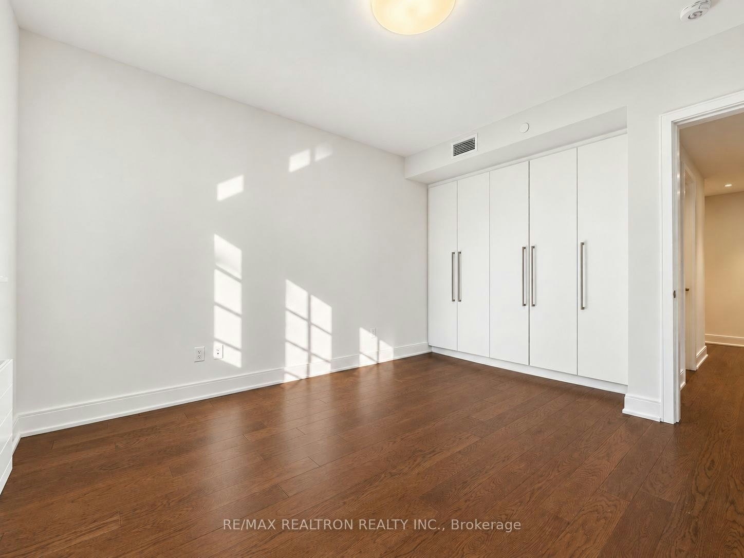 106-2 Clarendon Avenue, Toronto, ON, M4V 1H9 - 5