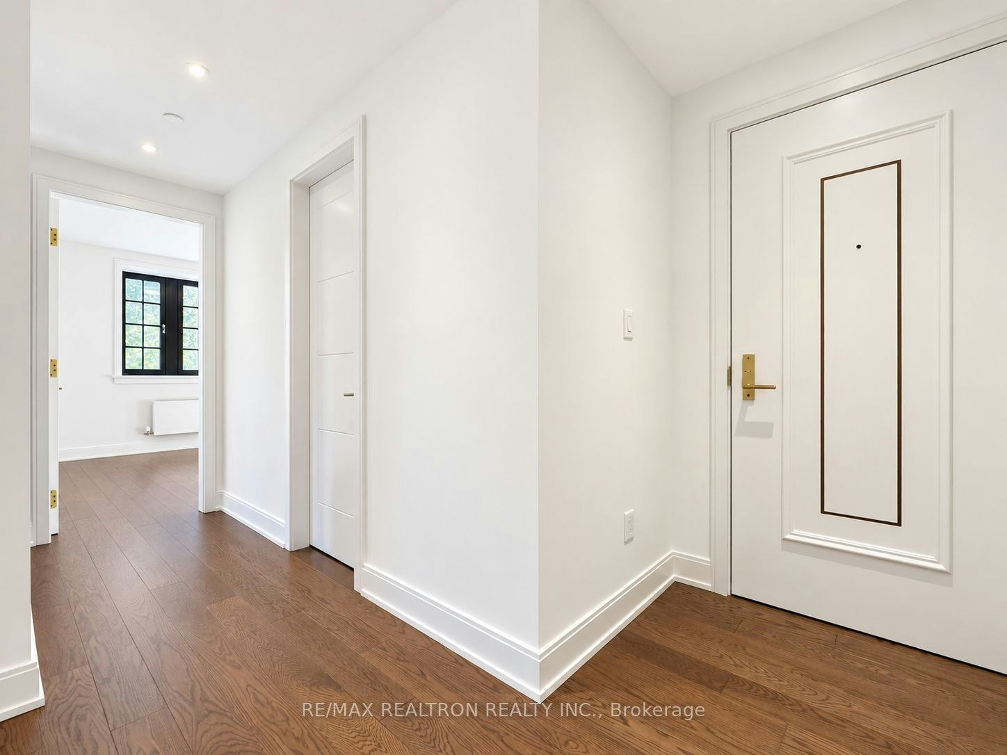 106-2 Clarendon Avenue, Toronto, ON, M4V 1H9 - 8