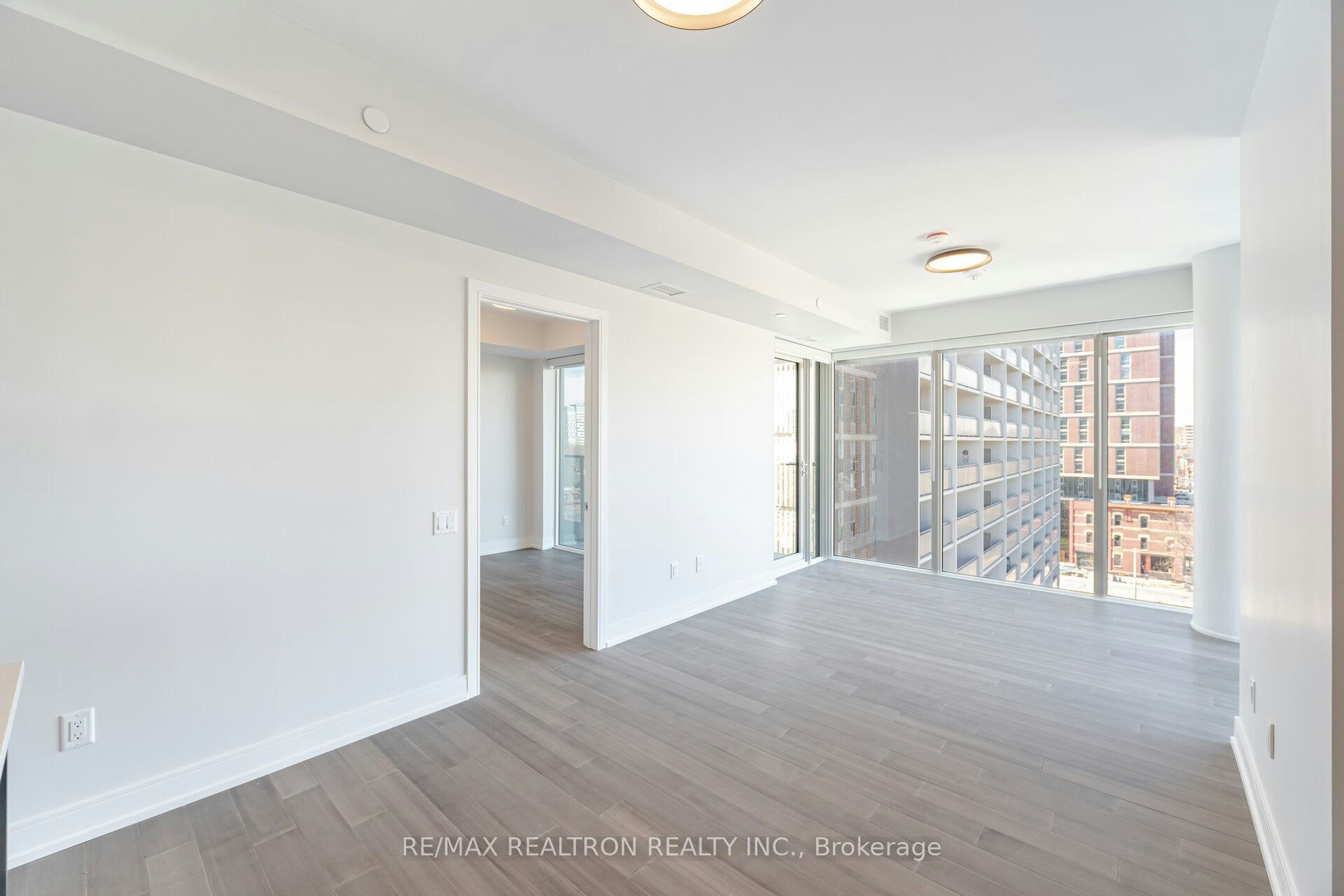 606-664 Spadina Avenue, Toronto, ON, M5S 2H7 - 4