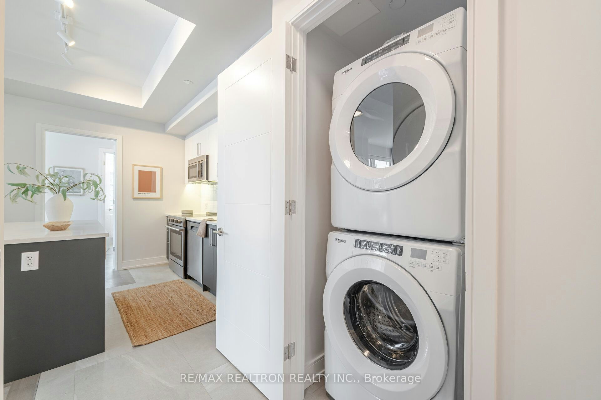 606-664 Spadina Avenue, Toronto, ON, M5S 2H7 - 17