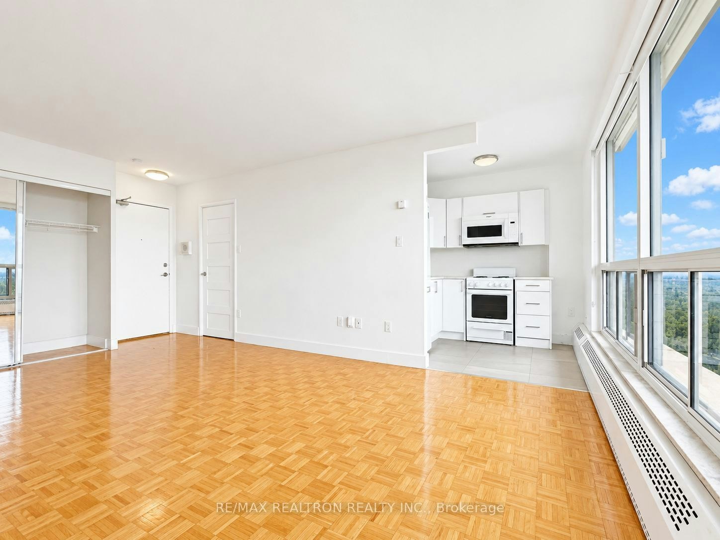 2414-666 Spadina Avenue, Toronto, ON, M5S 2H8 - 3