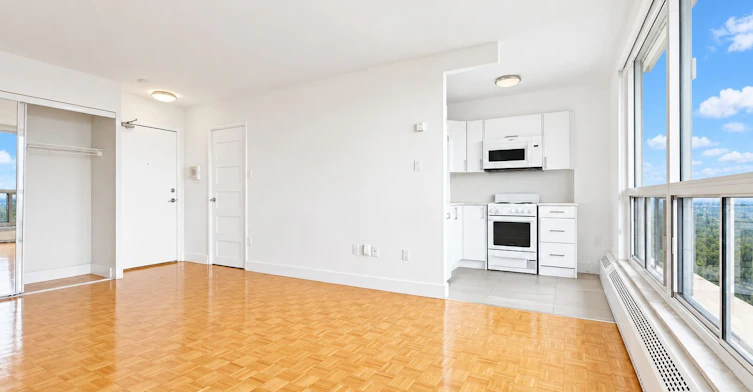 2414-666 Spadina Avenue, Toronto, ON, M5S 2H8 - 3