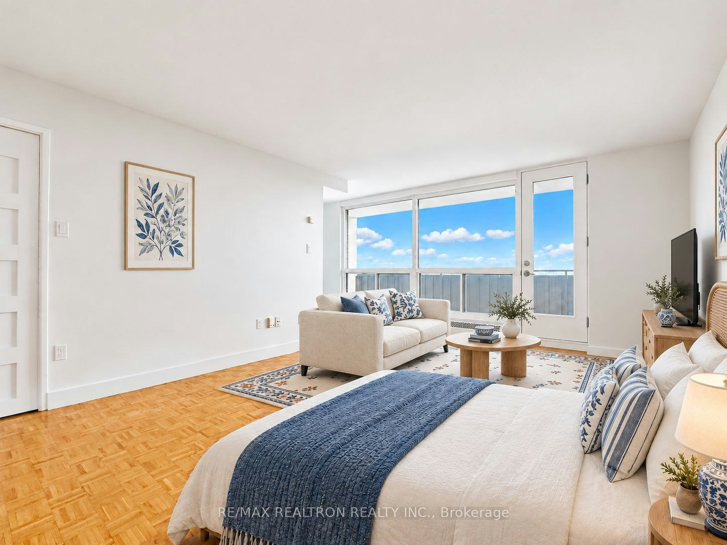 2414-666 Spadina Avenue, Toronto, ON, M5S 2H8
