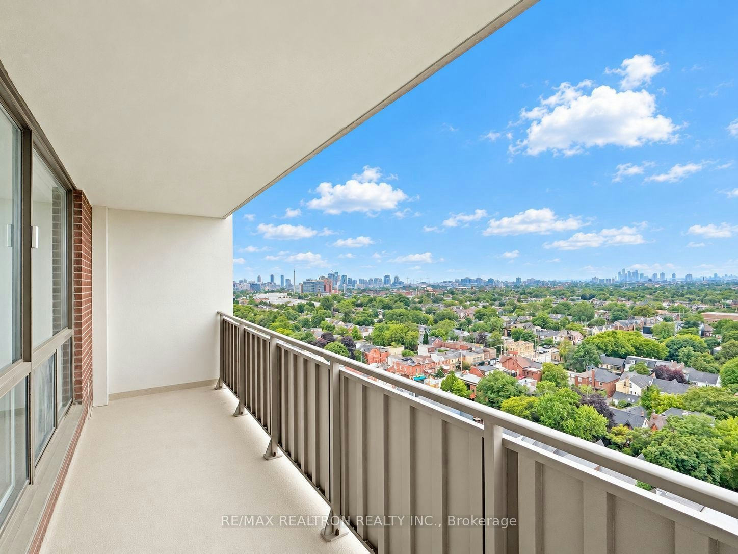 2414-666 Spadina Avenue, Toronto, ON, M5S 2H8 - 8