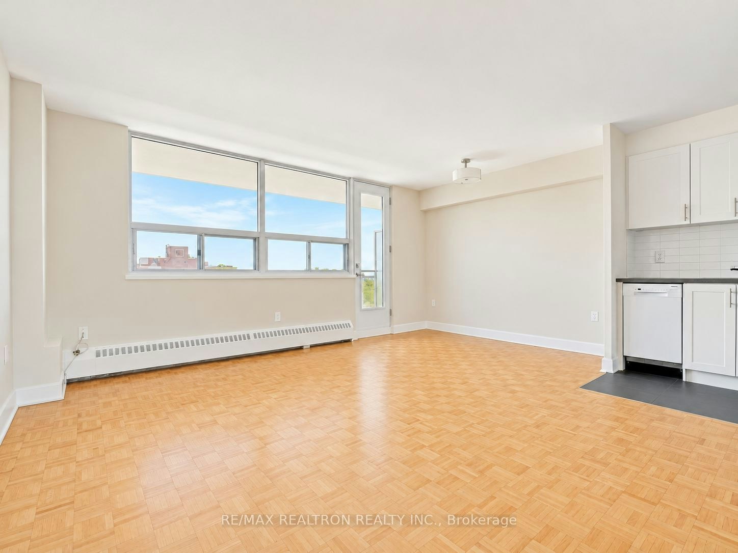 1004-1500 Bathurst Street, Toronto, ON, M5P 3L3 - 2