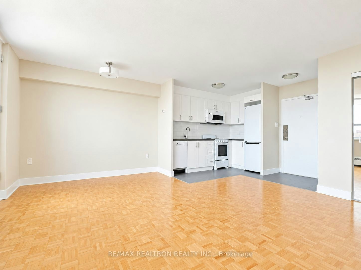 1004-1500 Bathurst Street, Toronto, ON, M5P 3L3