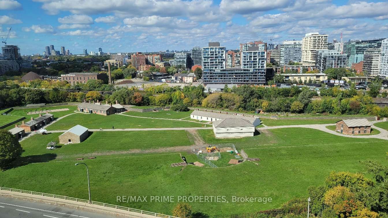 Ph 02-50 Bruyeres Mews, Toronto, ON, M5V 0H8 - 18