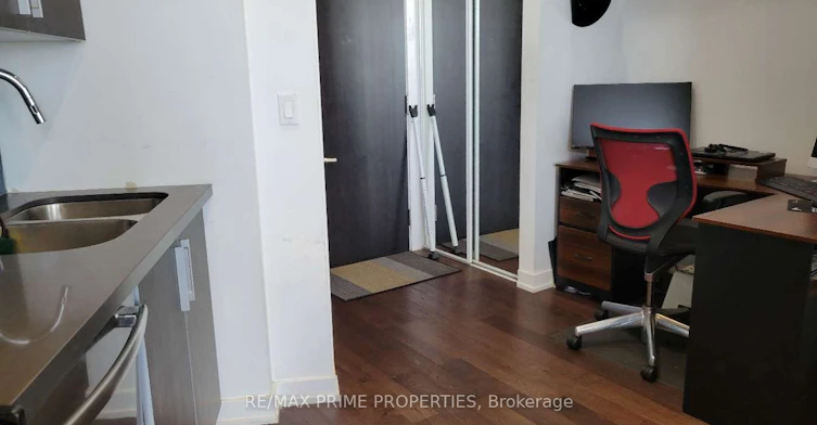 Ph 02-50 Bruyeres Mews, Toronto, ON, M5V 0H8 - 15