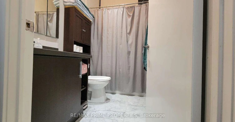 Ph 02-50 Bruyeres Mews, Toronto, ON, M5V 0H8 - 16
