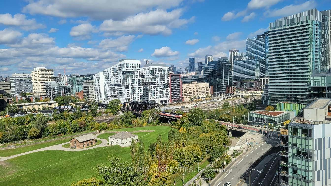 Ph 02-50 Bruyeres Mews, Toronto, ON, M5V 0H8 - 19