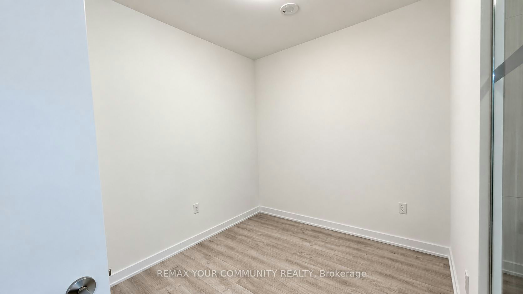 926-15 Richardson Street, Toronto, ON, M5A 0Y5 - 14