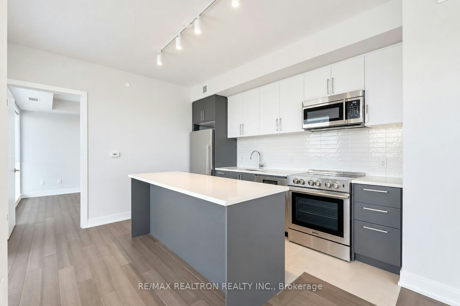 1205-2525 Bathurst Street, Toronto, ON, M6B 2Y9 - 5