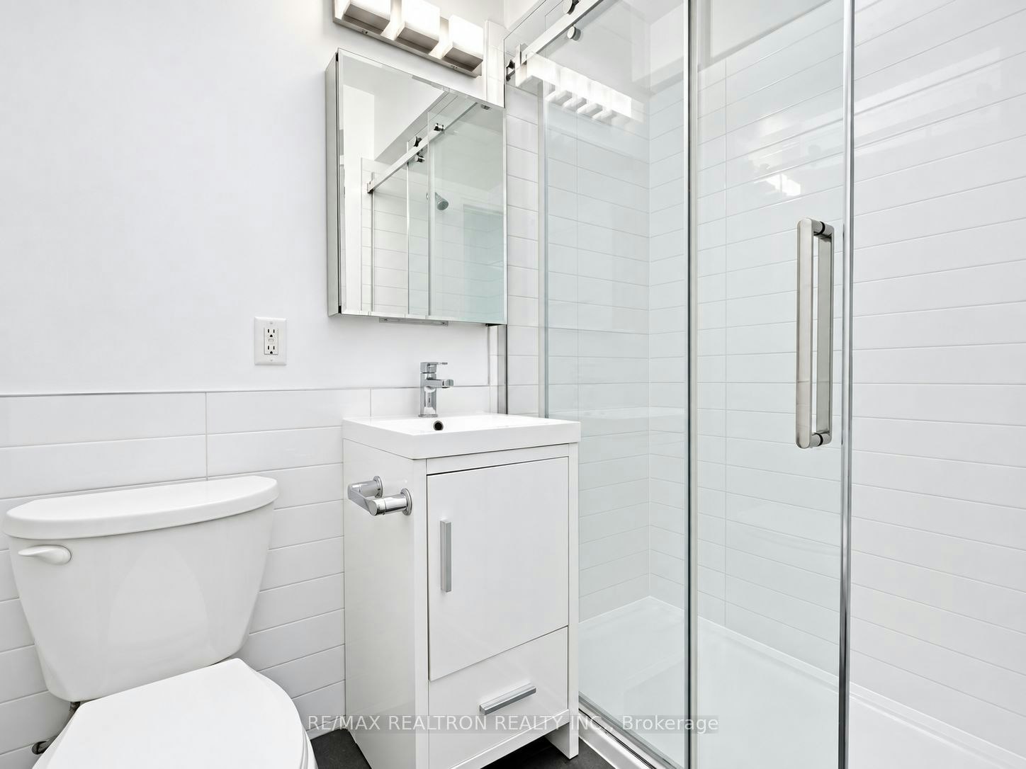 205-990 Avenue Road, Toronto, ON, M5P 2K8 - 8