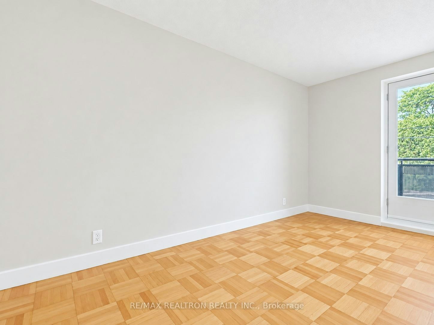 205-990 Avenue Road, Toronto, ON, M5P 2K8 - 7