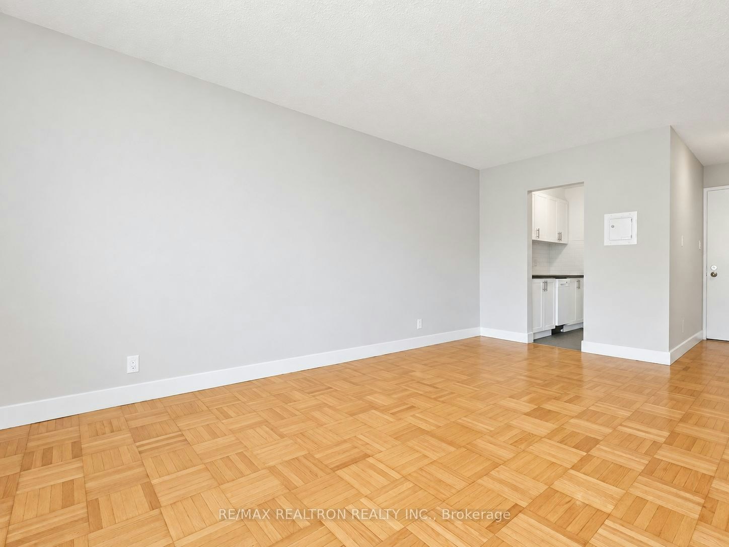 205-990 Avenue Road, Toronto, ON, M5P 2K8 - 3