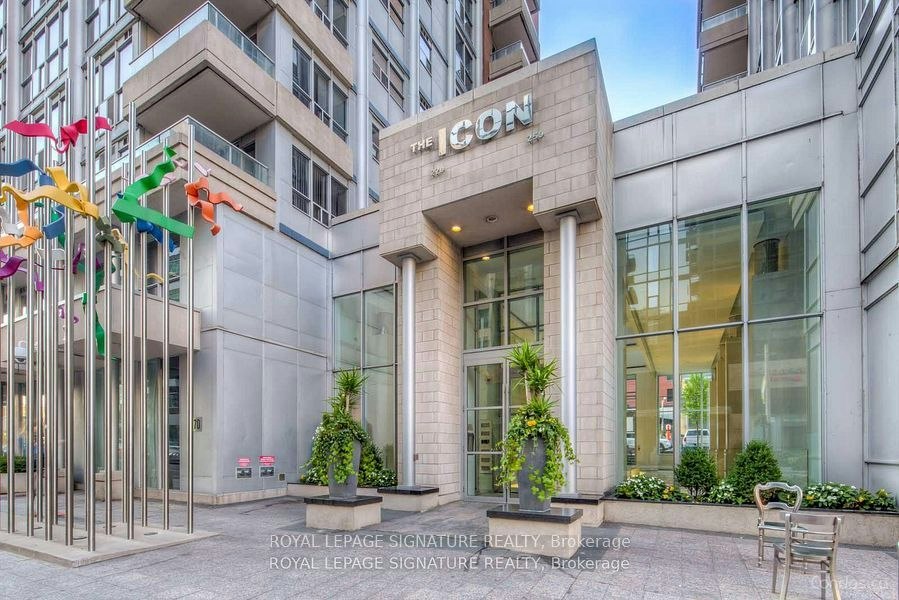 127-250 Wellington Street W, Toronto, ON, M5J 2H7