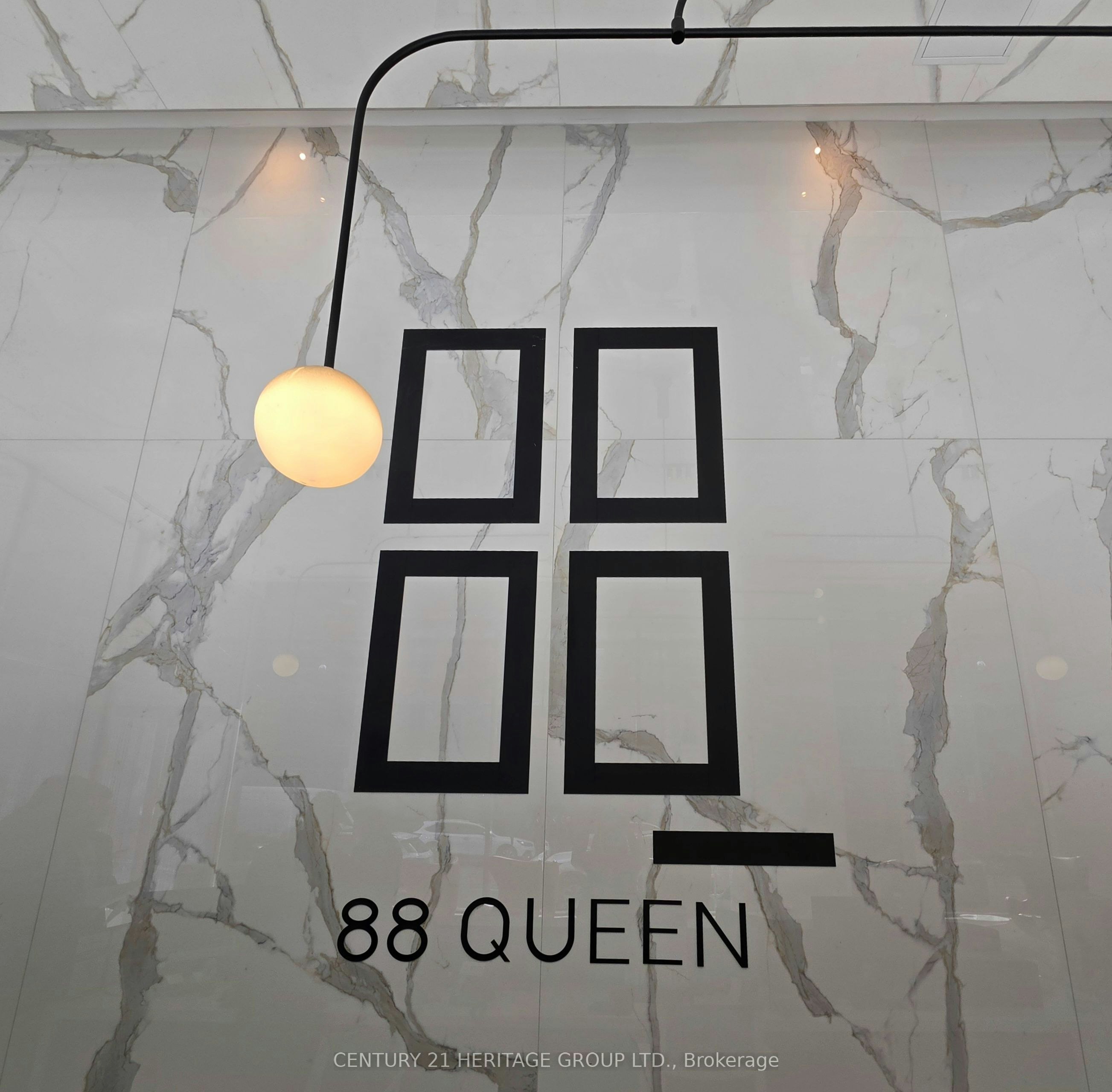 3801-88 Queen Street, Toronto, ON, M5C 0B6 - 3