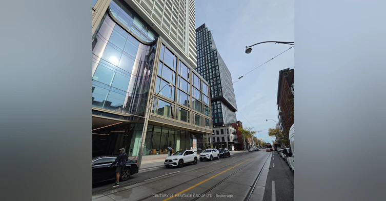 3801-88 Queen Street, Toronto, ON, M5C 0B6
