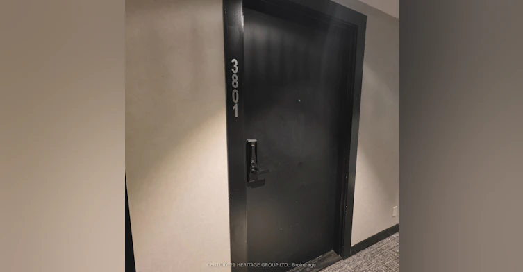 3801-88 Queen Street, Toronto, ON, M5C 0B6 - 5