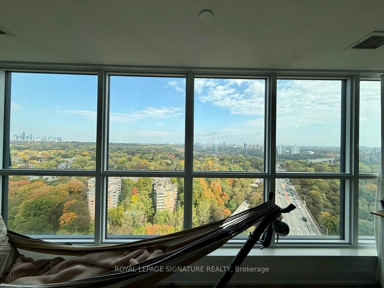 1916-585 Bloor Street E, Toronto, ON, M4W 0B3 - 12