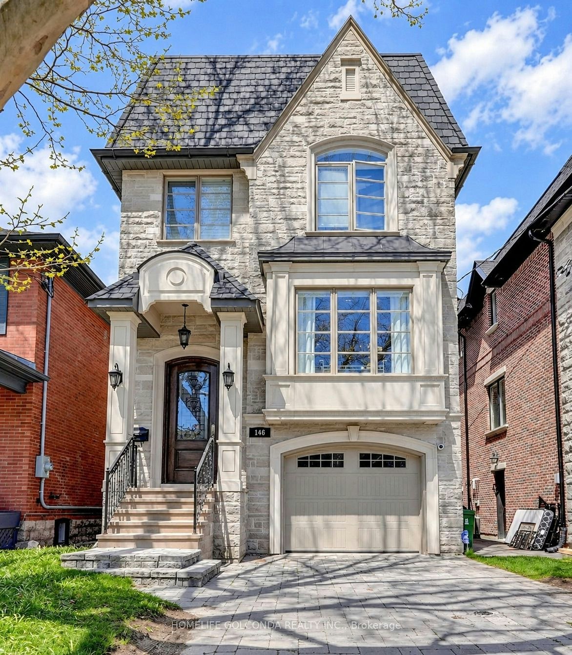 146 Snowdon Avenue, Toronto, ON, M4N 2B2