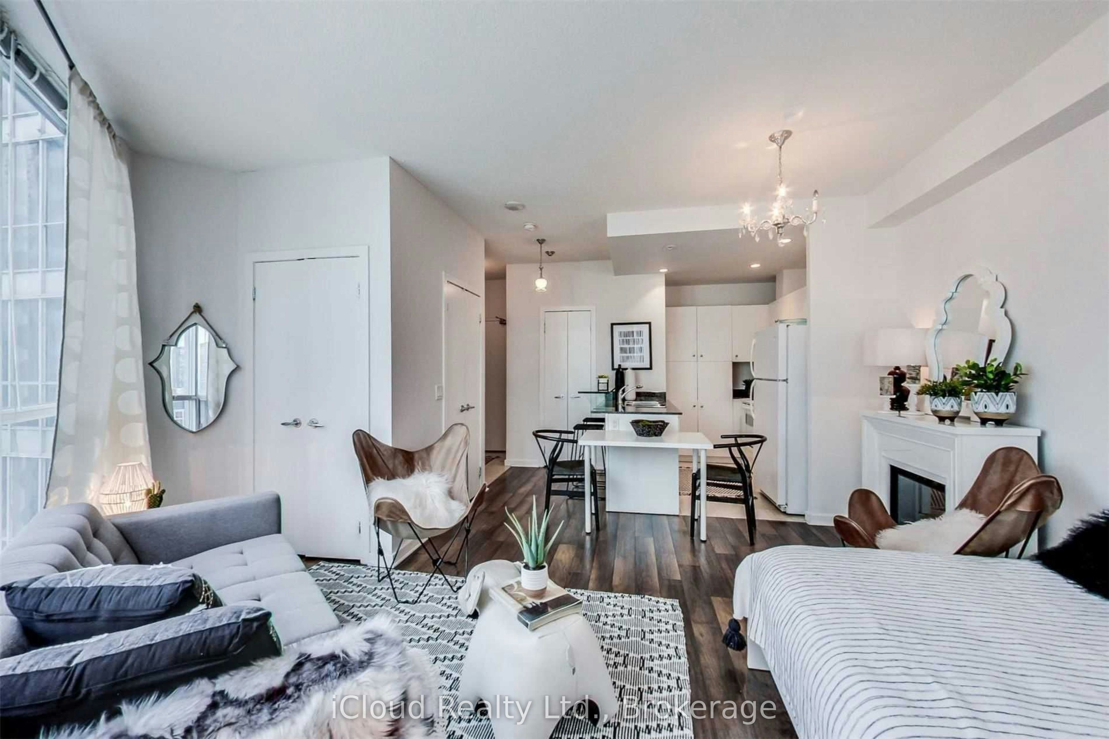 2501-208 Queens Quay, Toronto, ON, M5J 2Y5 - 9