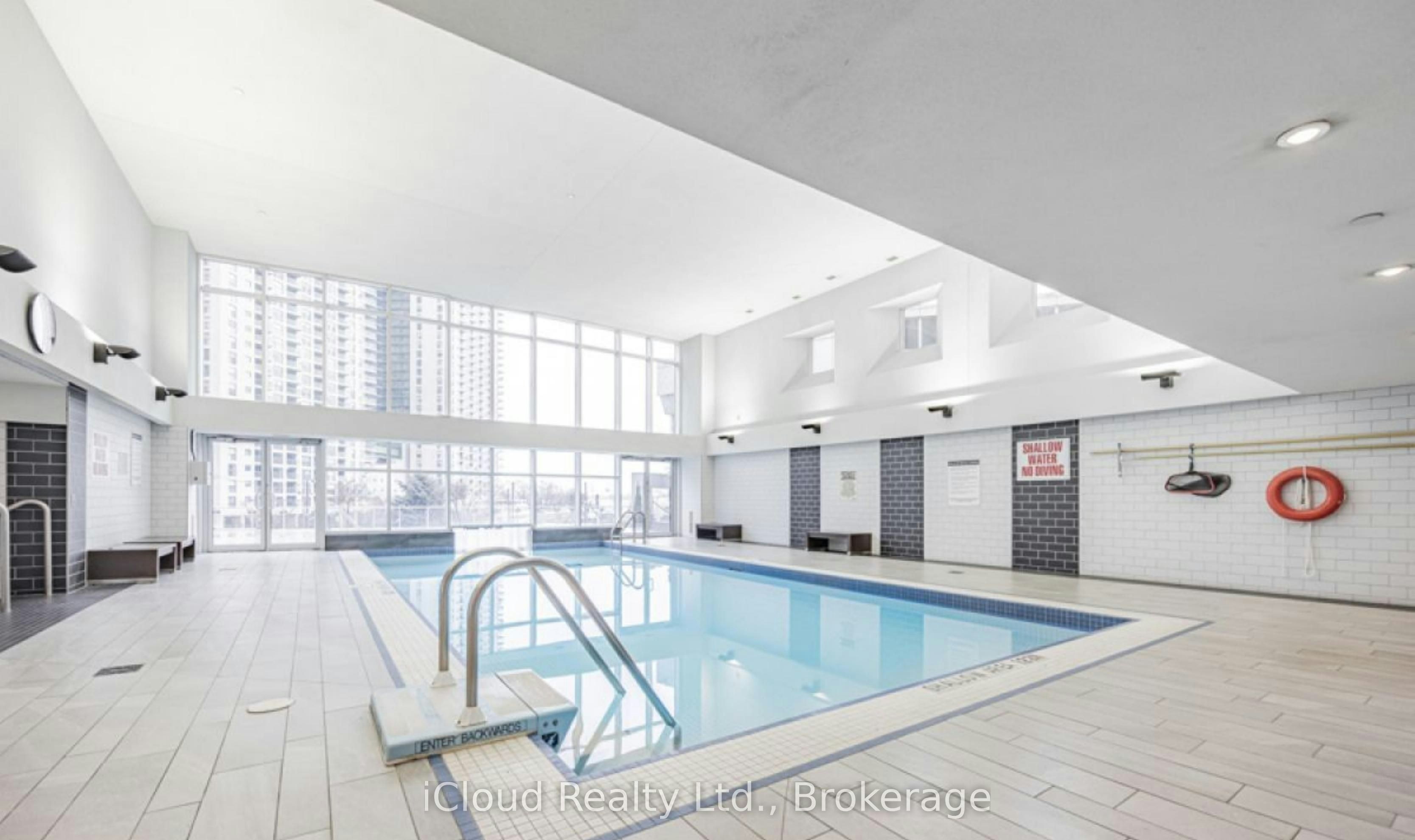 2501-208 Queens Quay, Toronto, ON, M5J 2Y5 - 14