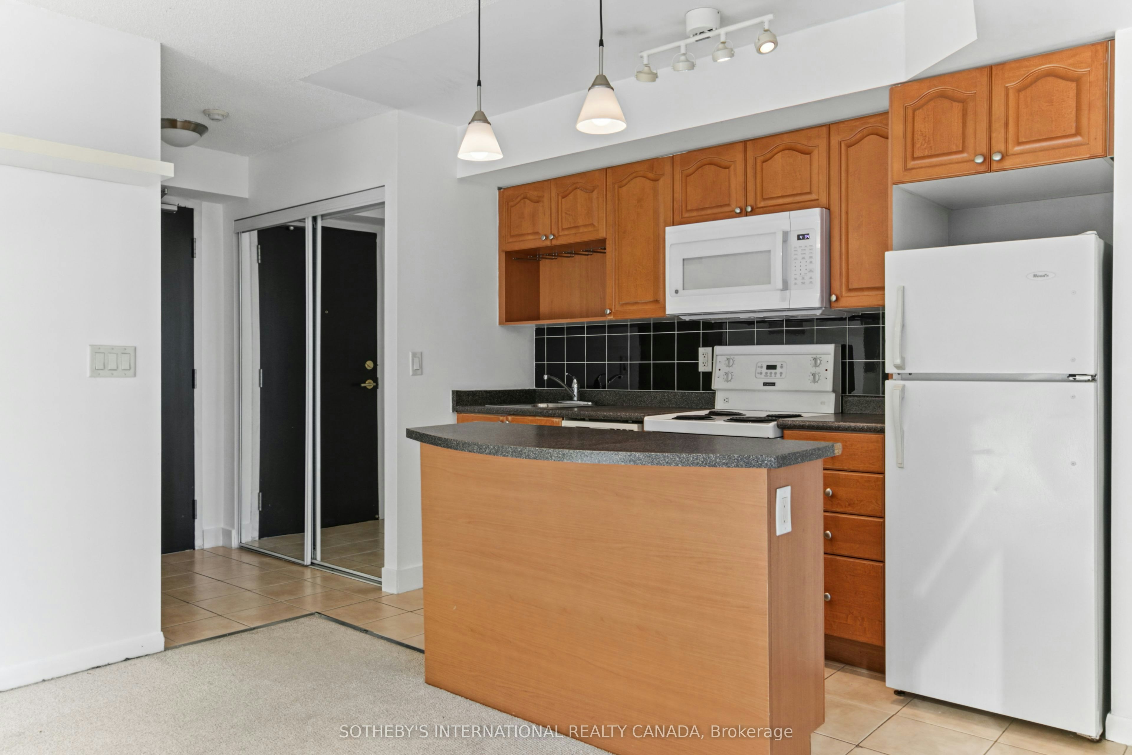 1512-18 Yonge Street, Toronto, ON, M5E 1Z8 - 15