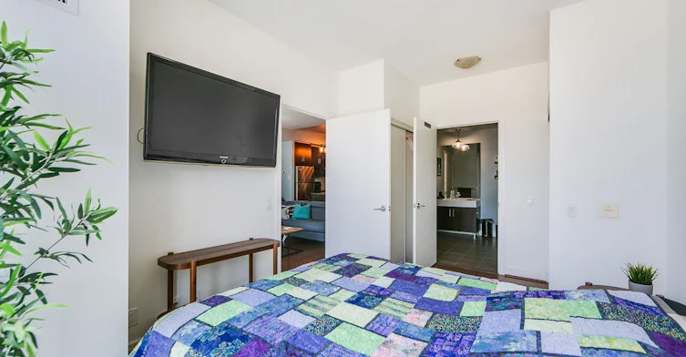 S1201-112 George Street, Toronto, ON, M5A 4P8 - 8