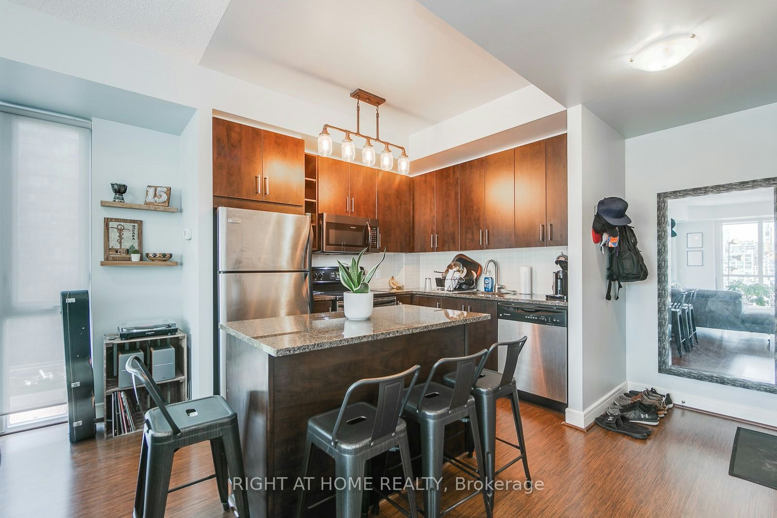 S1201-112 George Street, Toronto, ON, M5A 4P8 - 3