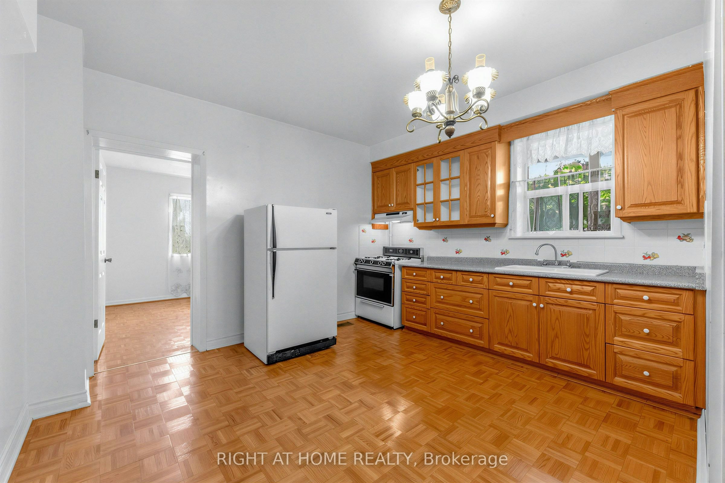 147 Dovercourt Road, Toronto, ON, M6J 3C5 - 12