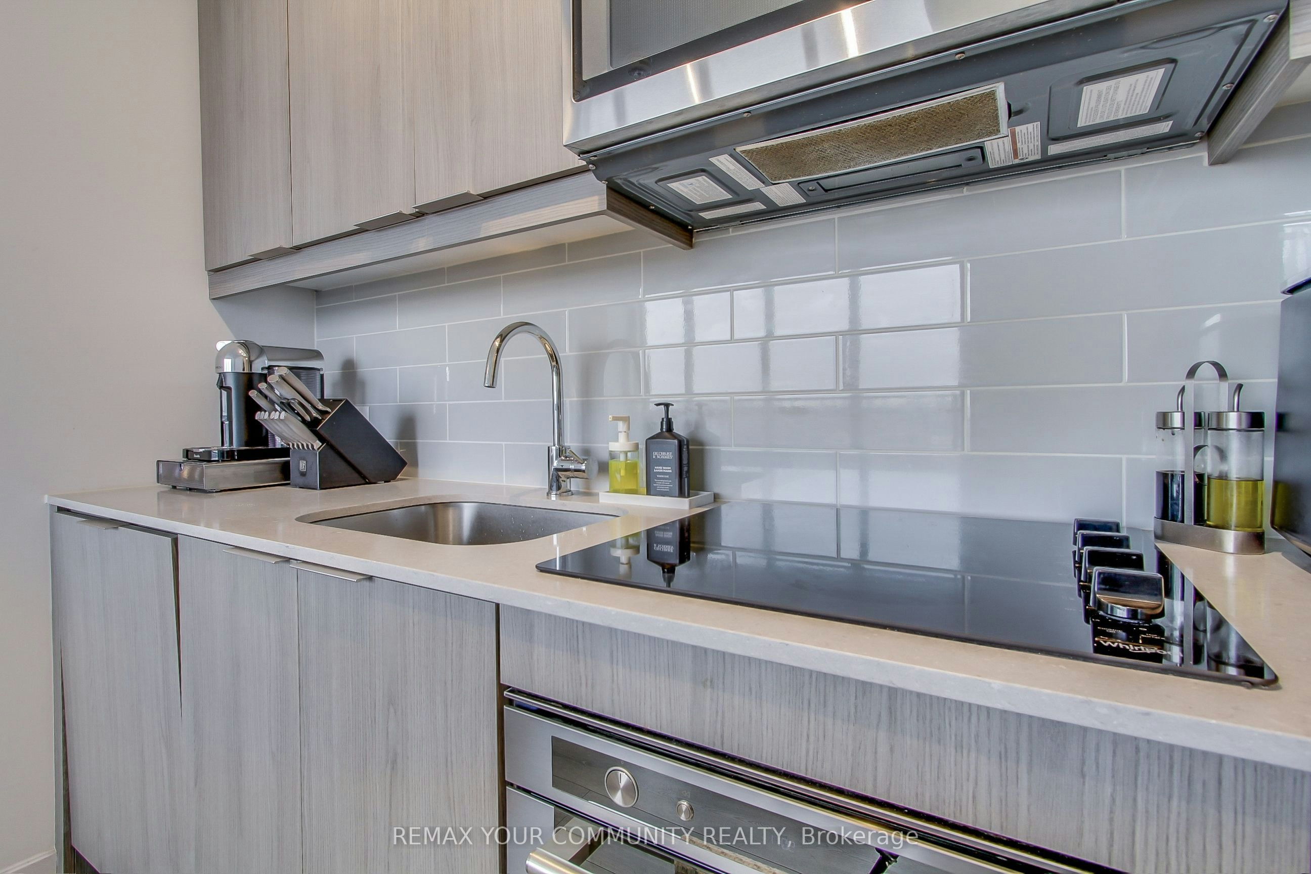 1902-32 Forest Manor Road, Toronto, ON, M2J 1M5 - 12