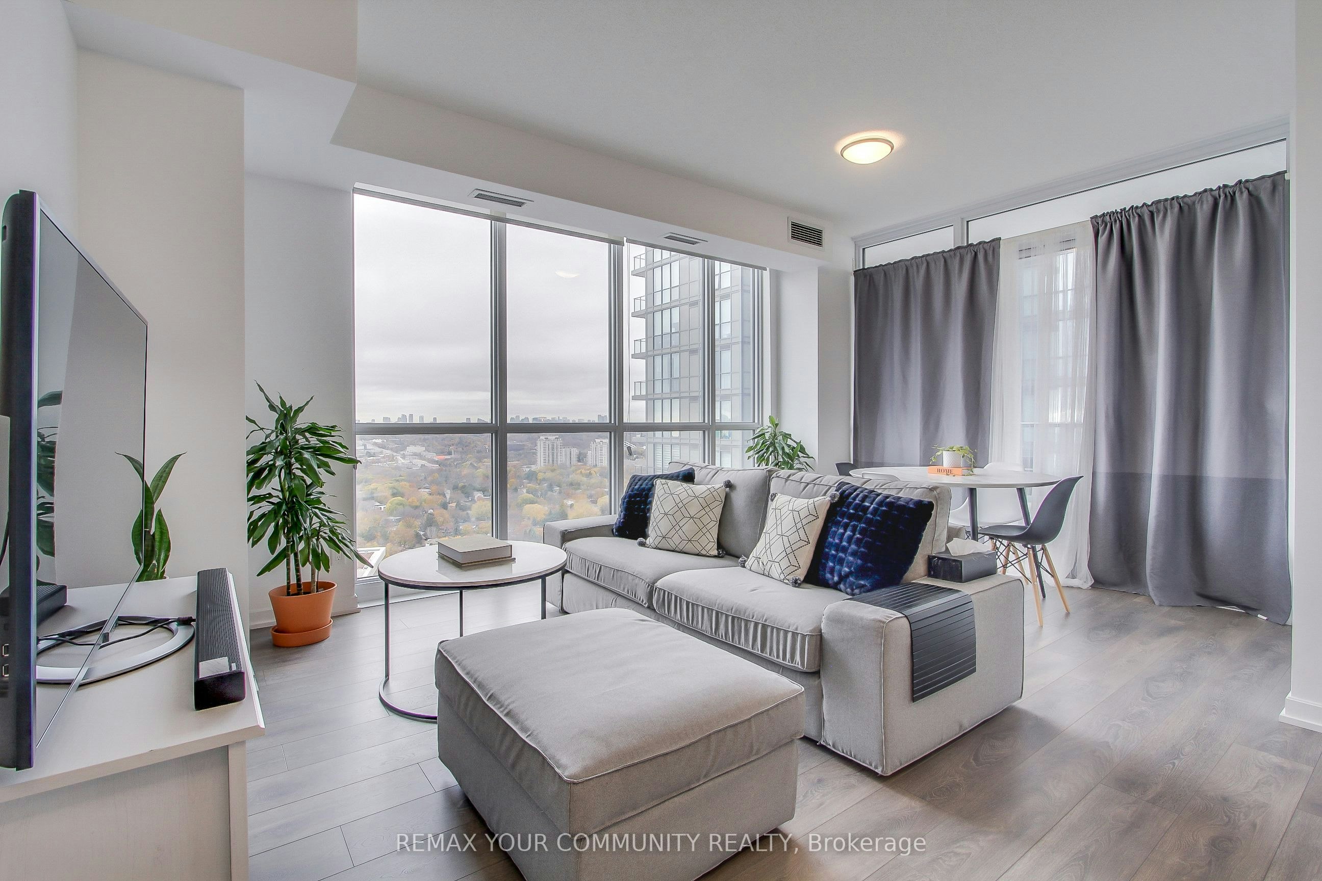 1902-32 Forest Manor Road, Toronto, ON, M2J 1M5 - 14