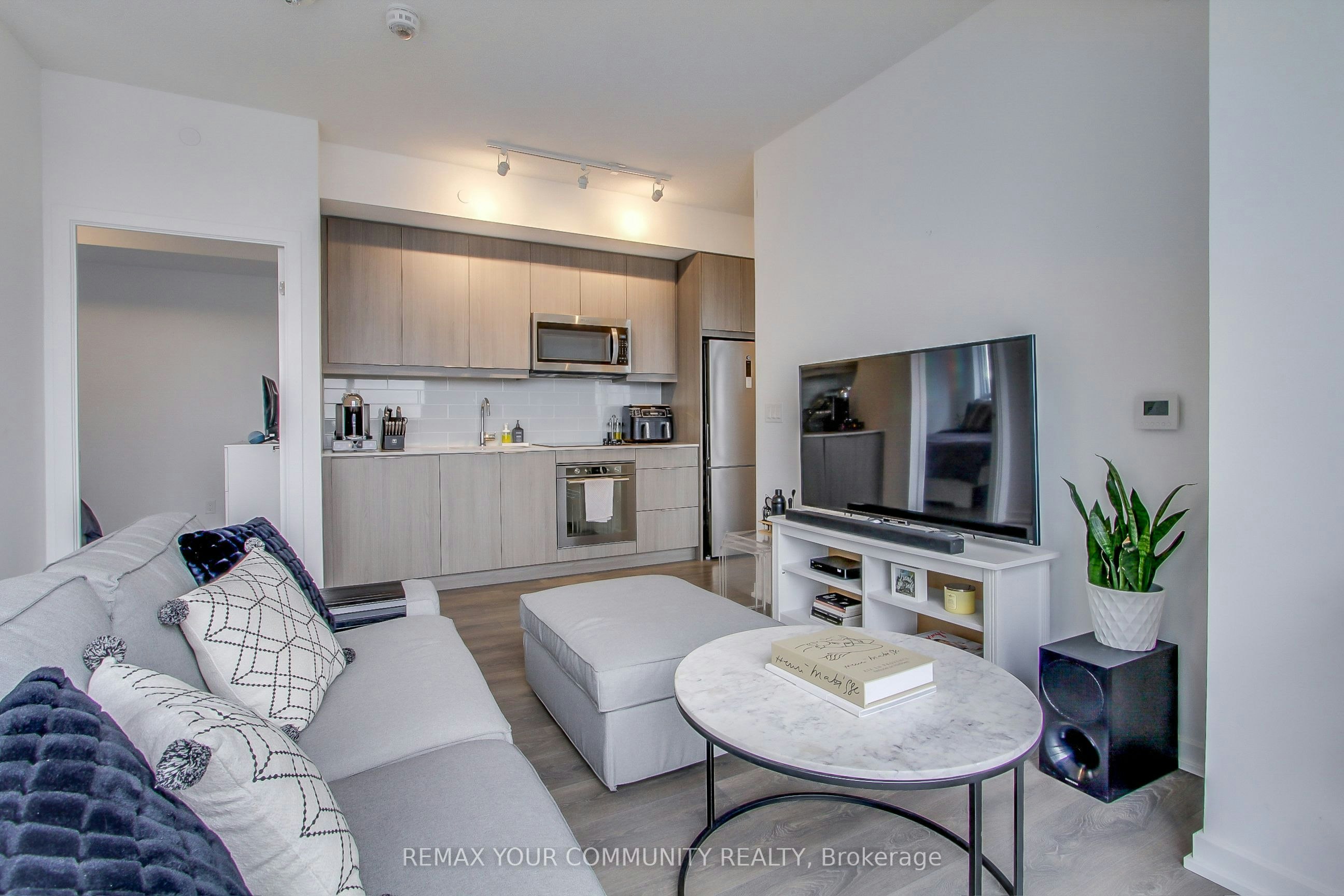 1902-32 Forest Manor Road, Toronto, ON, M2J 1M5 - 17