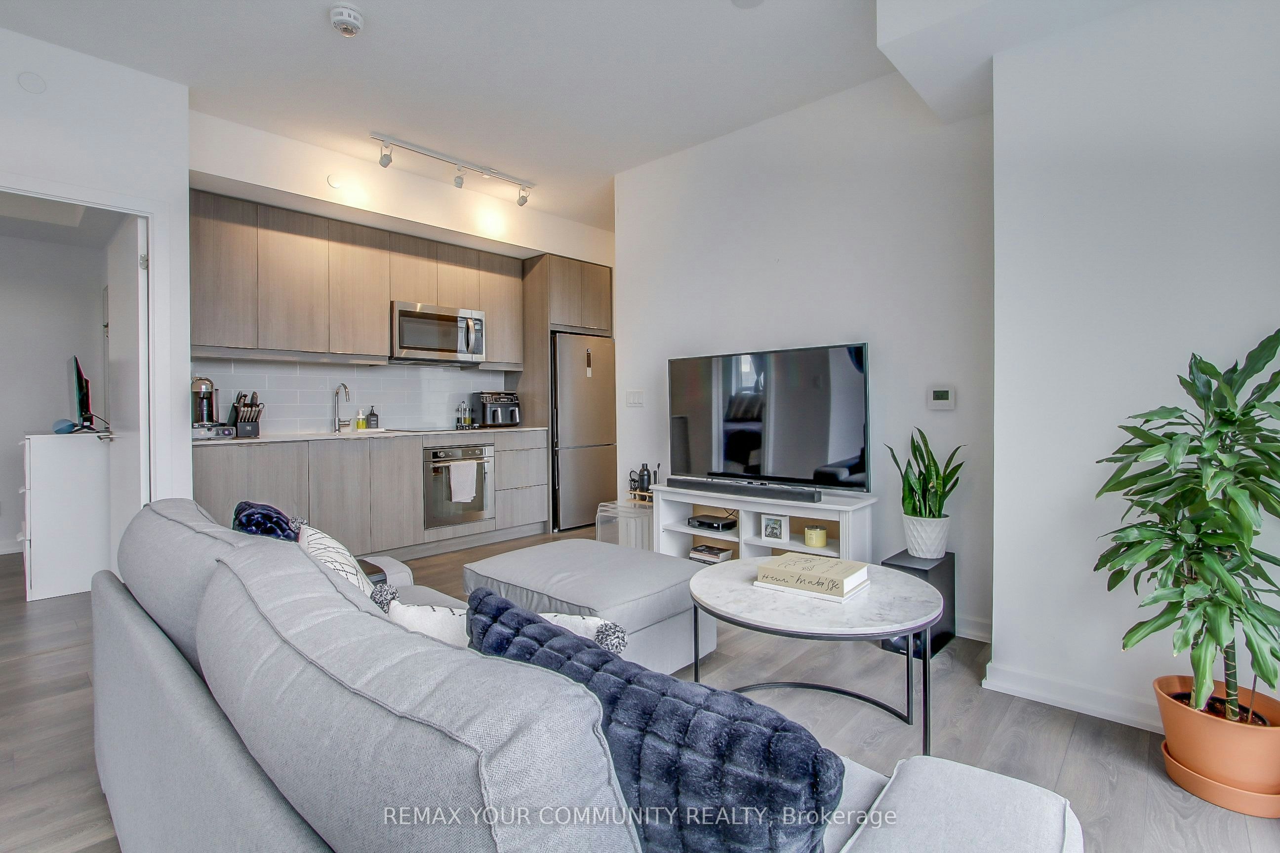 1902-32 Forest Manor Road, Toronto, ON, M2J 1M5 - 16