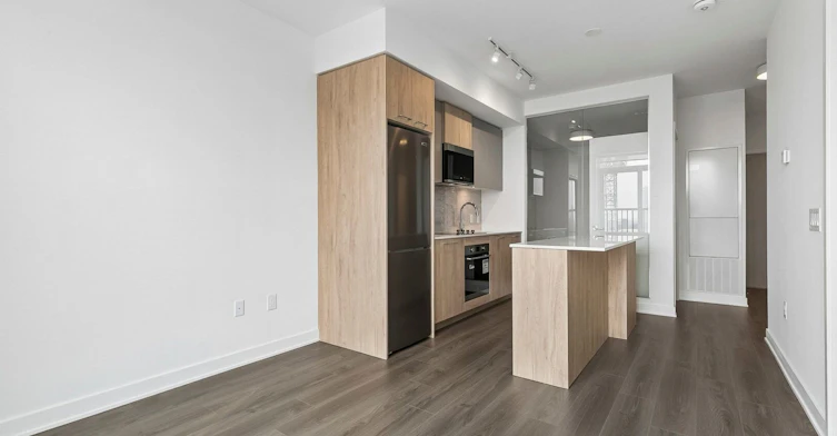 638-30 Dreamers Way, Toronto, ON, M5A 0Z1 - 2