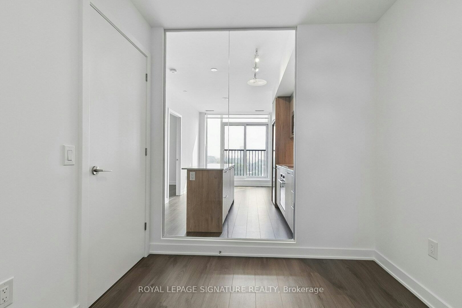 638-30 Dreamers Way, Toronto, ON, M5A 0Z1 - 16